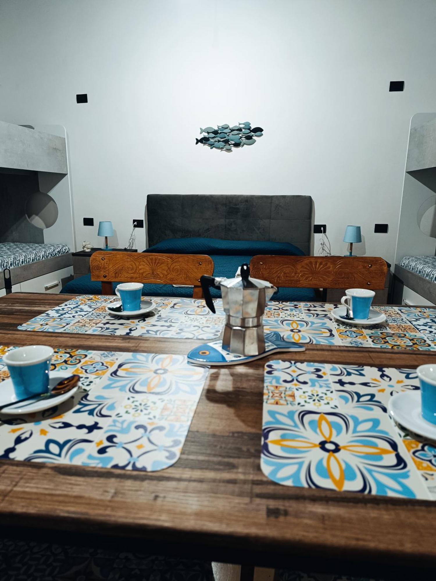 Perla Spiaggia Leni Ngoại thất bức ảnh